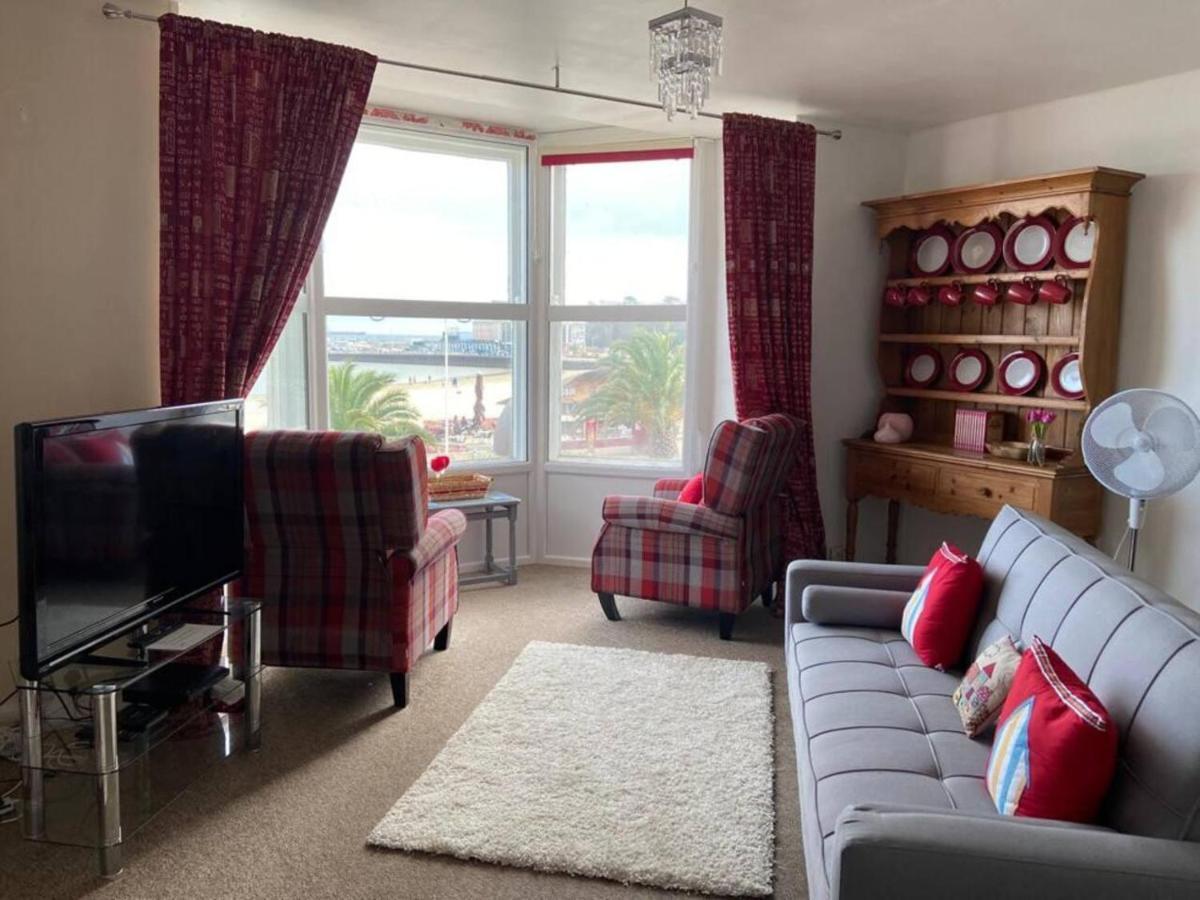 Stunning Sea Views From Apartment In Weymouth Buitenkant foto
